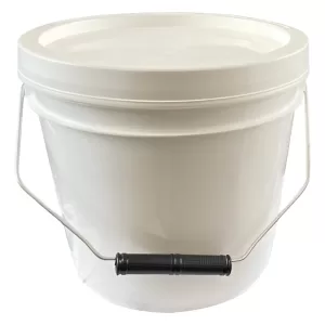 Cubeta de Plástico - 2 Galones, 8 L, variedad de colores